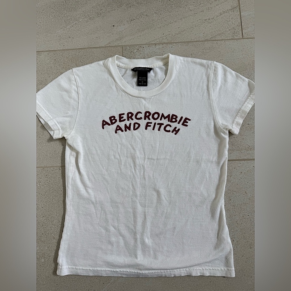 Vintage Abercrombie + Fitch cropped white tee